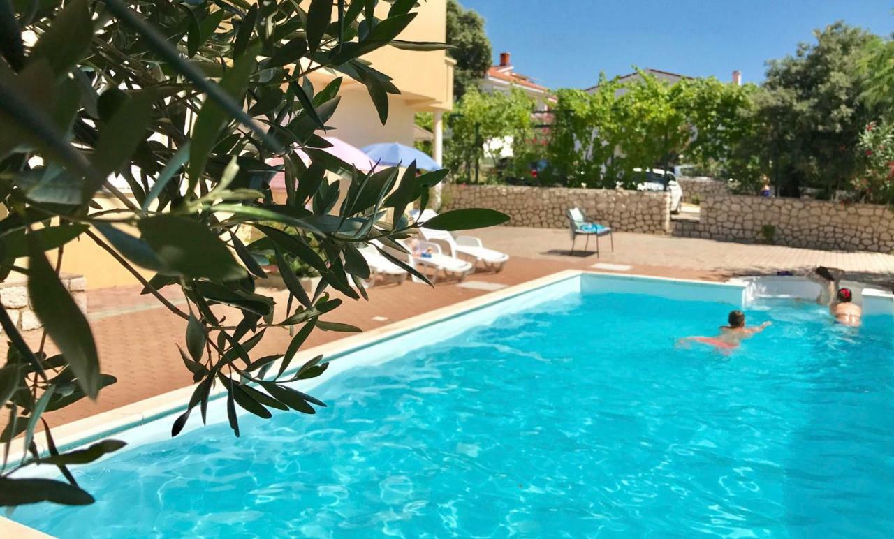 Apartments Villa Ana マンドレ エクステリア 写真